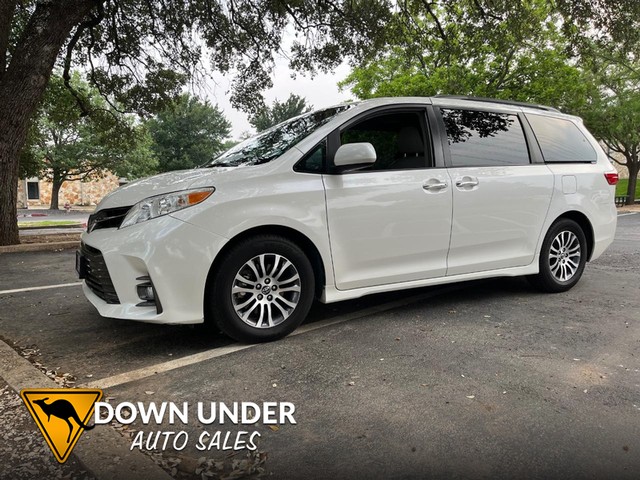 Toyota Sienna XLE - Austin TX