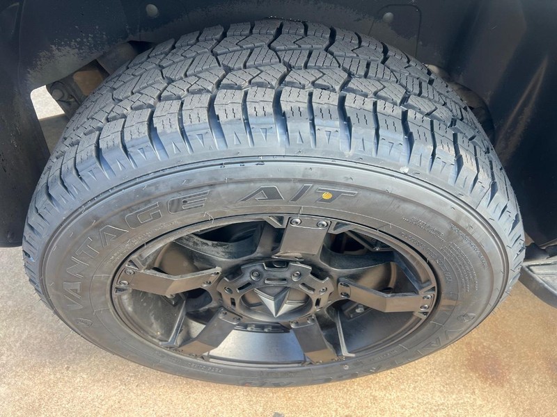 Chevrolet Tahoe Vehicle Full-screen Gallery Image 10