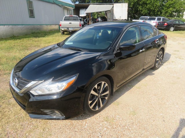 Nissan Altima 1700 down/400 a month - Austin TX