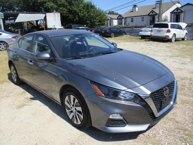 Nissan Altima 2400 down 560 a month - Austin TX