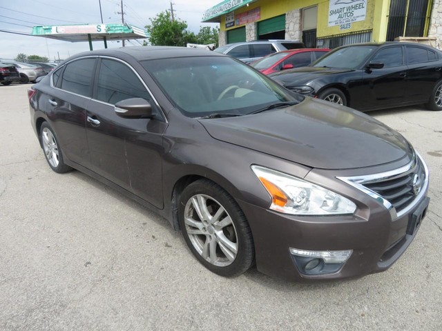 Nissan Altima 1700 down/400 a month - Austin TX