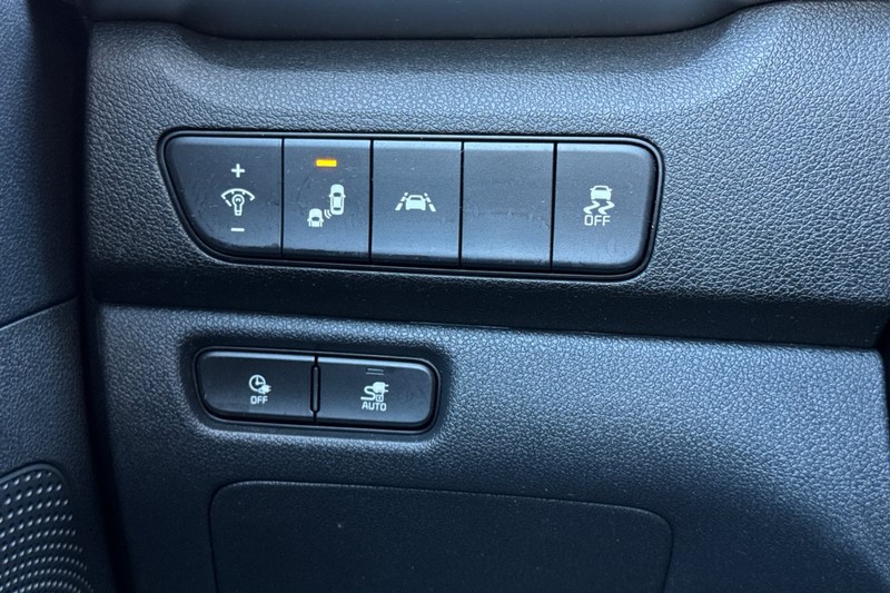 Kia Niro EV Vehicle Full-screen Gallery Image 36
