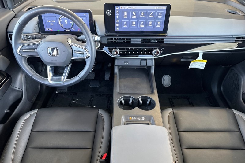Honda Prologue Vehicle Full-screen Gallery Image 17