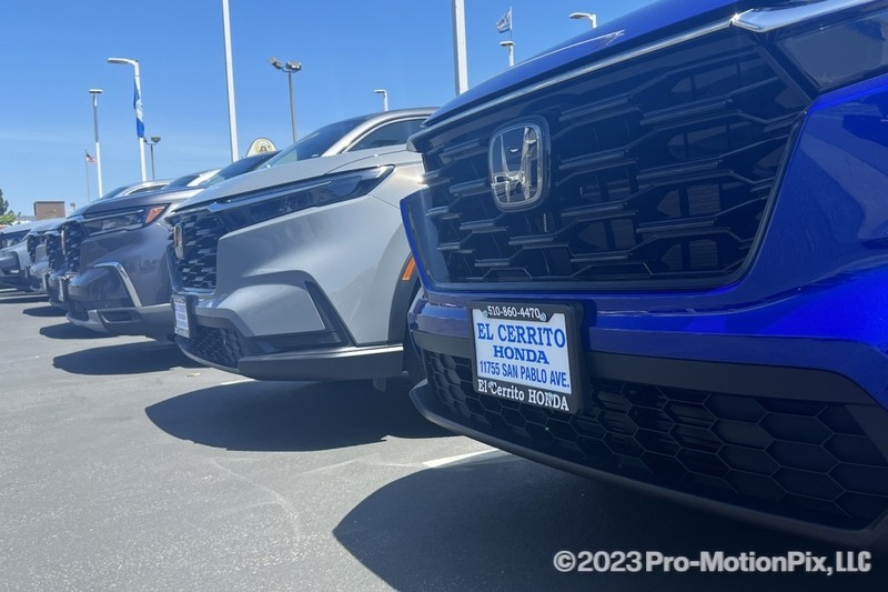 Honda Accord Sedan Vehicle Full-screen Gallery Image 38