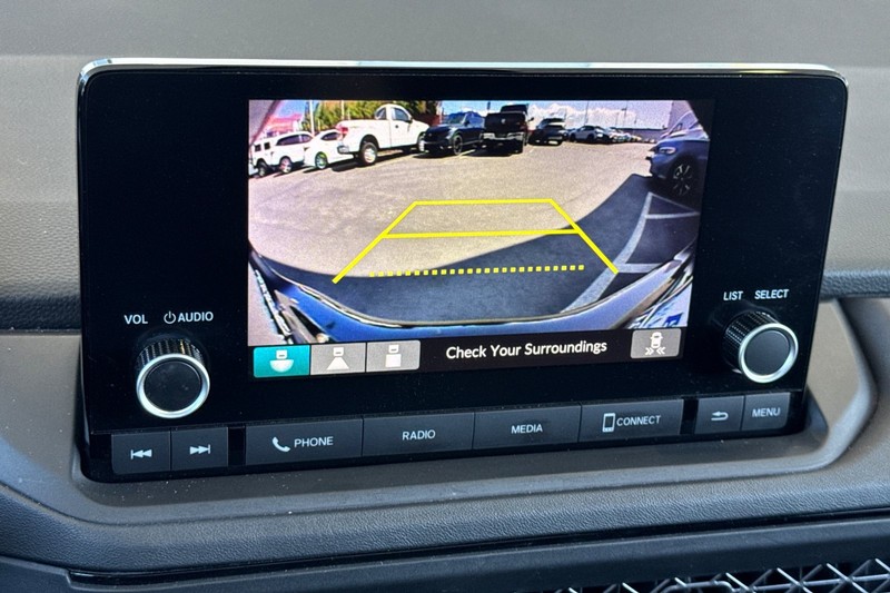Honda Accord Sedan Vehicle Full-screen Gallery Image 23