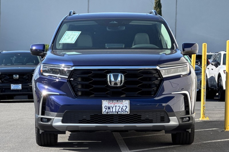 Honda Pilot Vehicle Full-screen Gallery Image 10