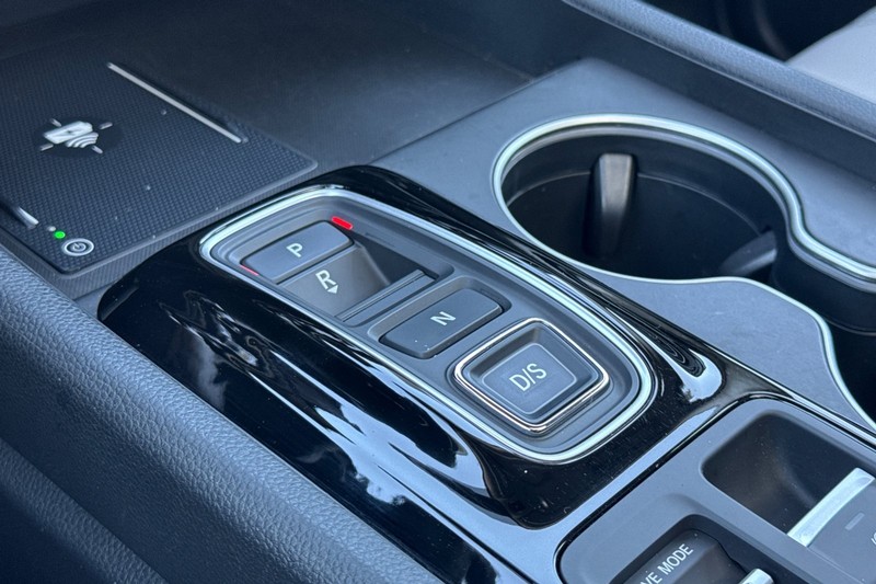 Honda Pilot Vehicle Full-screen Gallery Image 29