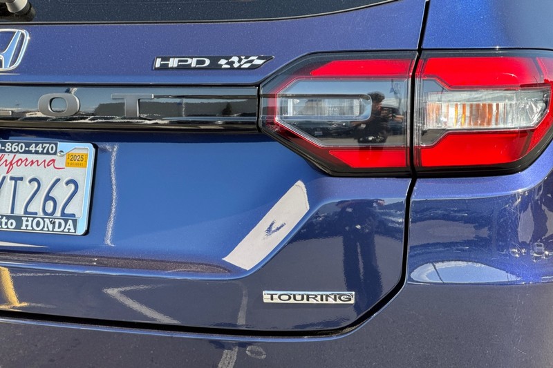 Honda Pilot Vehicle Full-screen Gallery Image 37