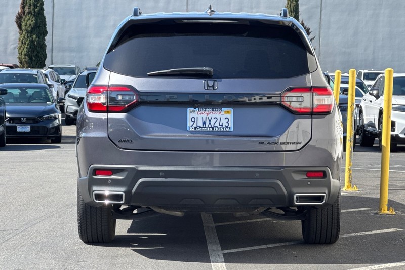 Honda Pilot Vehicle Full-screen Gallery Image 06