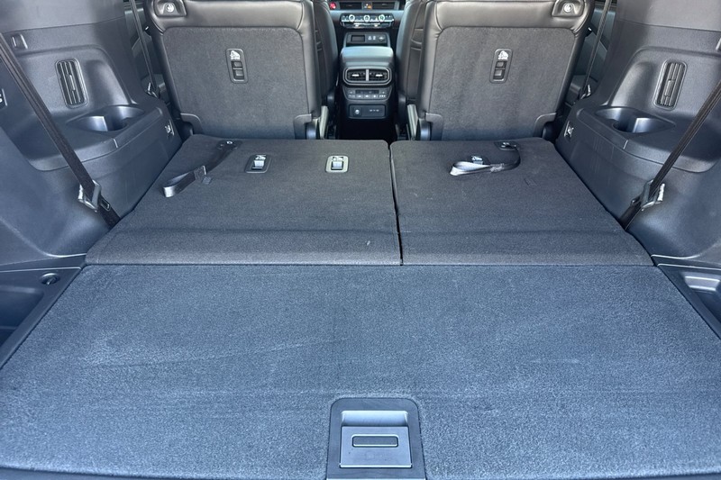 Honda Pilot Vehicle Full-screen Gallery Image 21