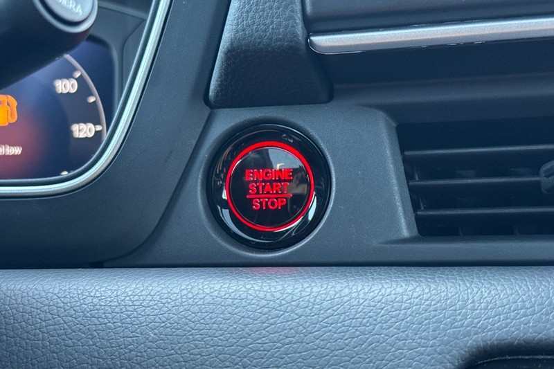 Honda Pilot Vehicle Full-screen Gallery Image 30