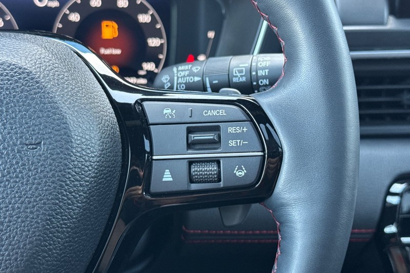 Honda Pilot Vehicle Full-screen Gallery Image 33