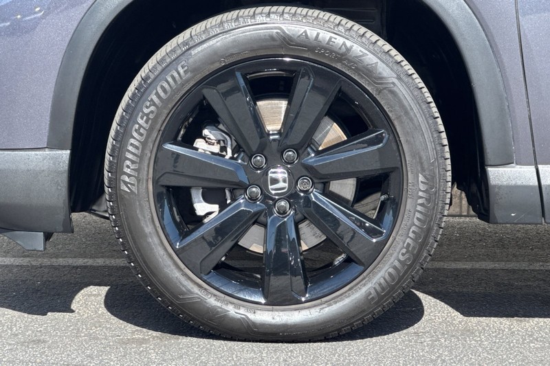 Honda Pilot Vehicle Full-screen Gallery Image 36
