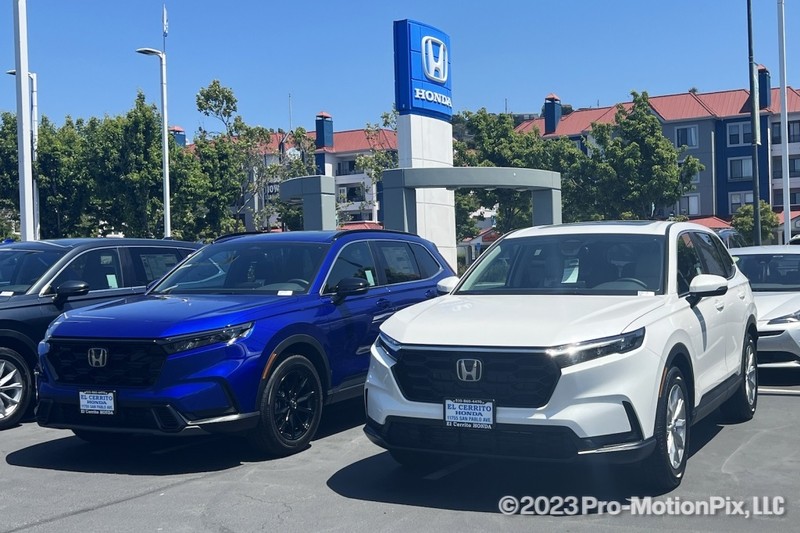 Honda Civic Coupe Vehicle Full-screen Gallery Image 37