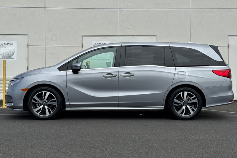 Honda Odyssey Vehicle Full-screen Gallery Image 08