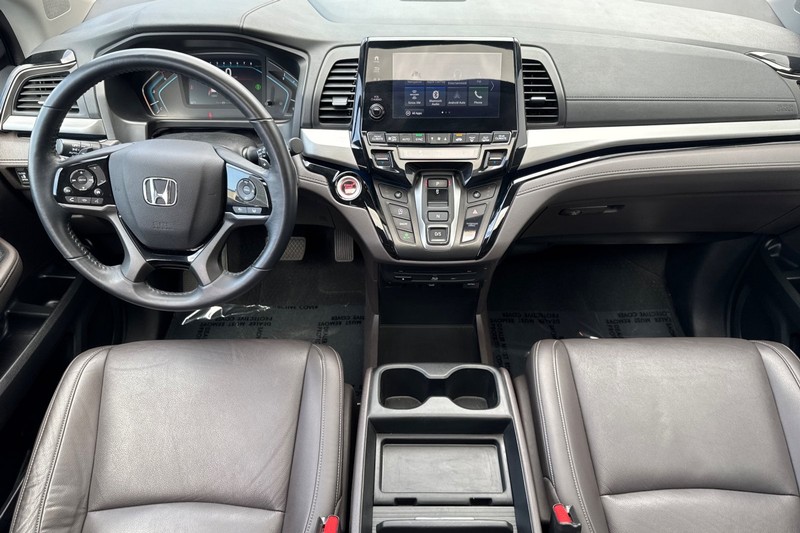 Honda Odyssey Vehicle Full-screen Gallery Image 17