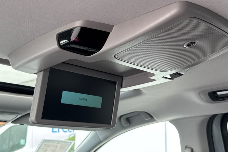 Honda Odyssey Vehicle Full-screen Gallery Image 20