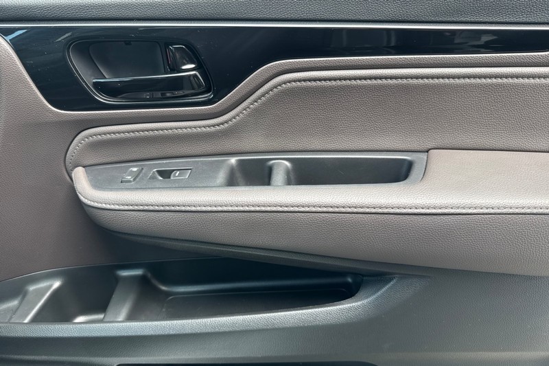 Honda Odyssey Vehicle Full-screen Gallery Image 25