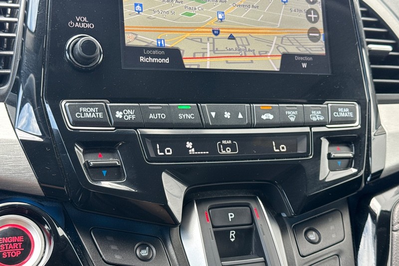 Honda Odyssey Vehicle Full-screen Gallery Image 29