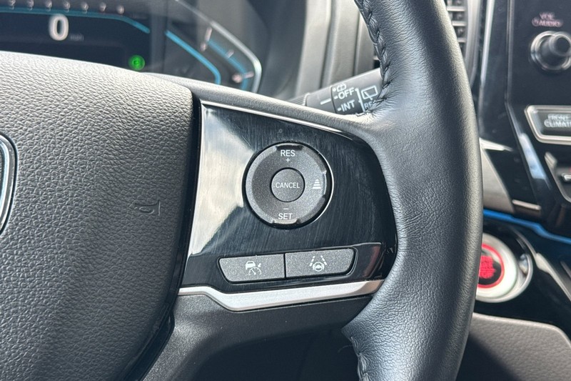 Honda Odyssey Vehicle Full-screen Gallery Image 34