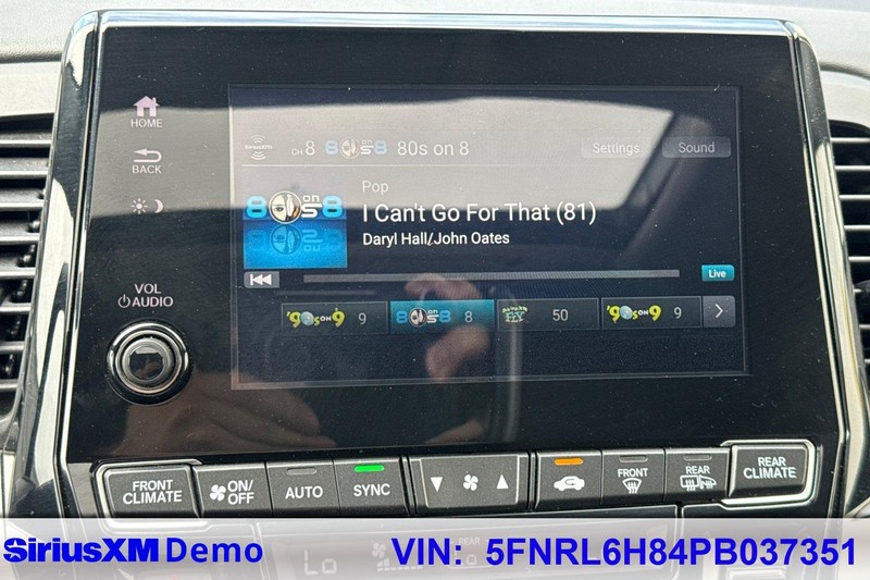 Honda Odyssey Vehicle Full-screen Gallery Image 40