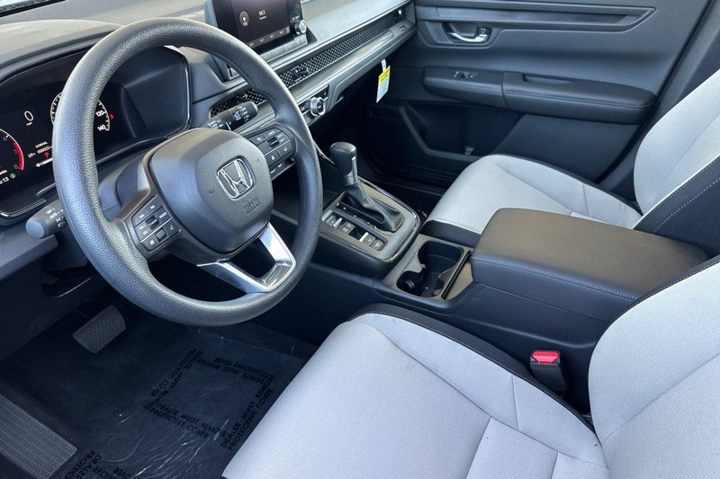 Honda CR-V Vehicle Full-screen Gallery Image 11