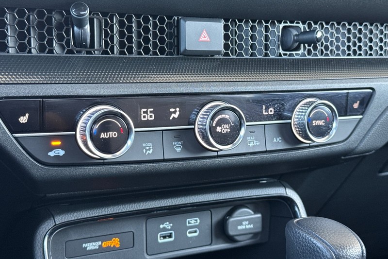 Honda CR-V Vehicle Full-screen Gallery Image 26
