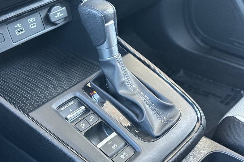 Honda CR-V Vehicle Full-screen Gallery Image 27