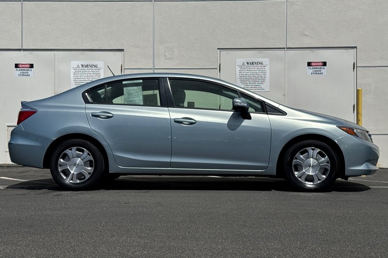 Honda Civic Hybrid Vehicle Full-screen Gallery Image 02