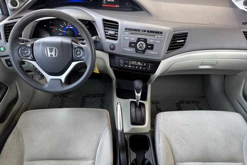 Honda Civic Hybrid Vehicle Full-screen Gallery Image 16