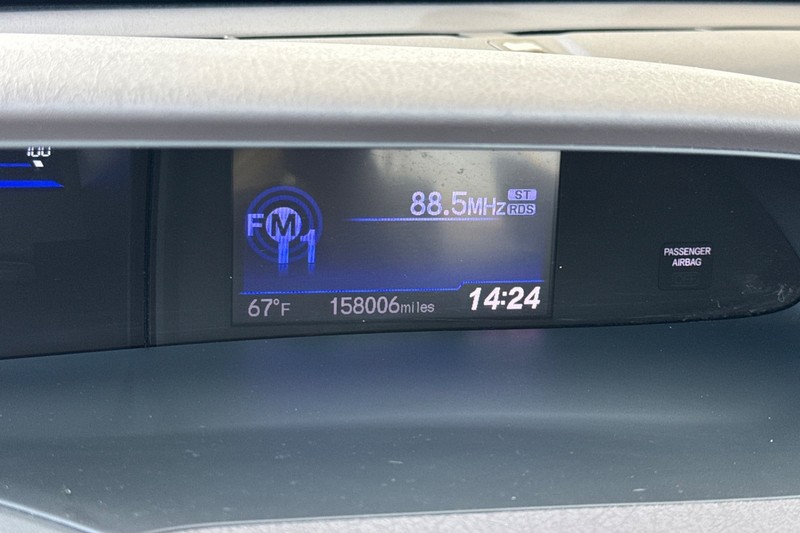 Honda Civic Hybrid Vehicle Full-screen Gallery Image 22