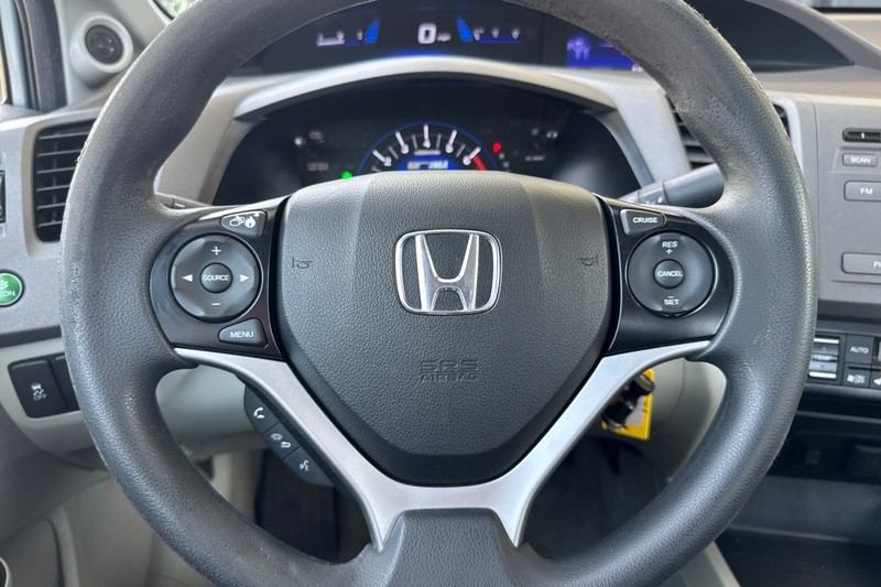 Honda Civic Hybrid Vehicle Full-screen Gallery Image 25