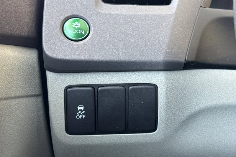 Honda Civic Hybrid Vehicle Full-screen Gallery Image 30