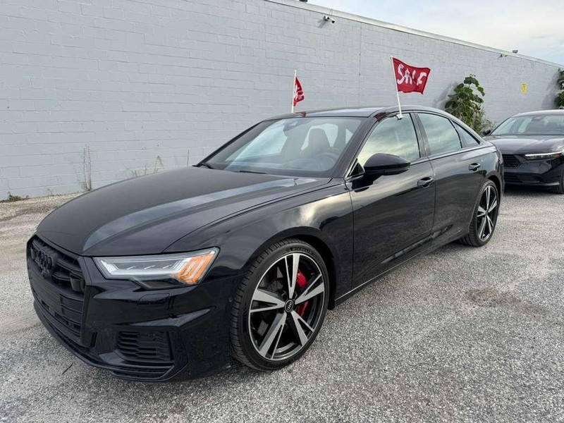 Audi S6 Sedan Vehicle Full-screen Gallery Image 2