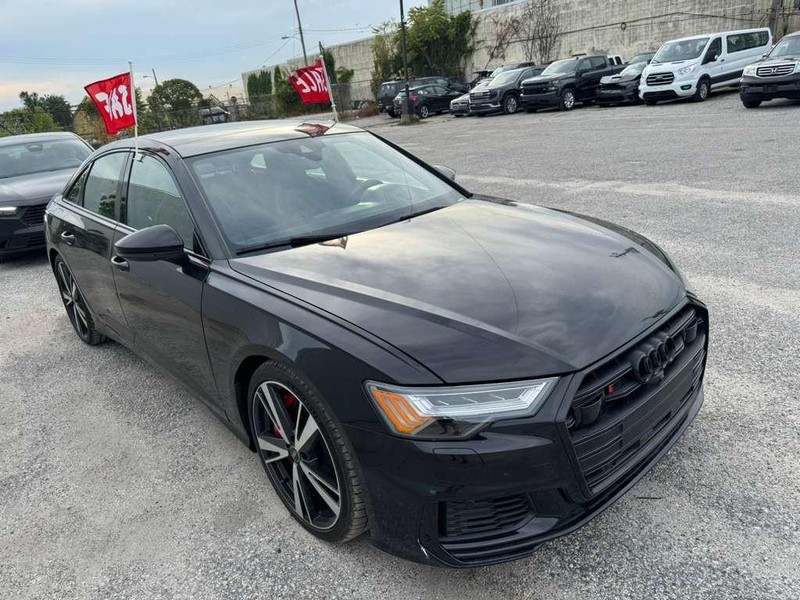 Audi S6 Sedan Vehicle Full-screen Gallery Image 5