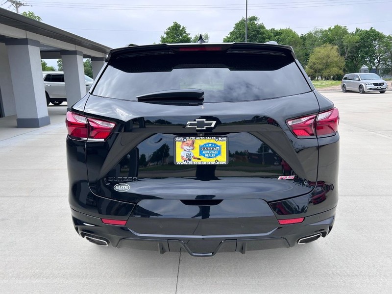 Chevrolet Blazer Vehicle Full-screen Gallery Image 4