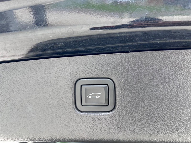 Chevrolet Blazer Vehicle Full-screen Gallery Image 6