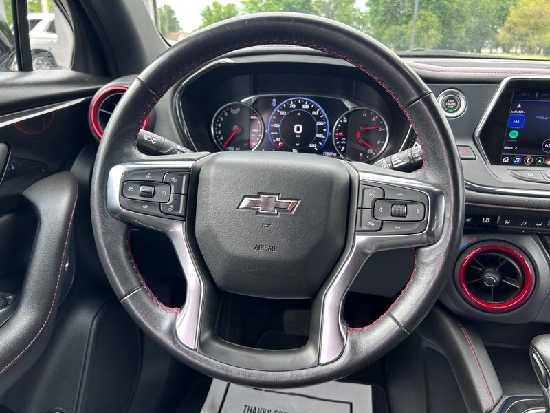 Chevrolet Blazer Vehicle Full-screen Gallery Image 10