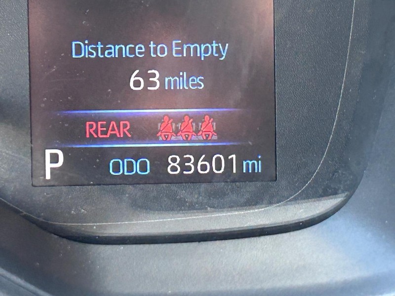 Toyota Corolla Vehicle Full-screen Gallery Image 20