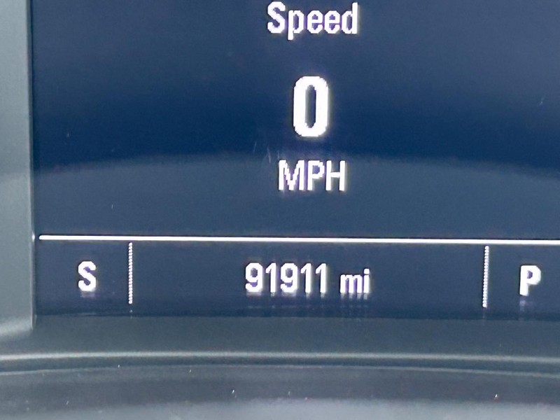 Chevrolet Malibu Vehicle Full-screen Gallery Image 20