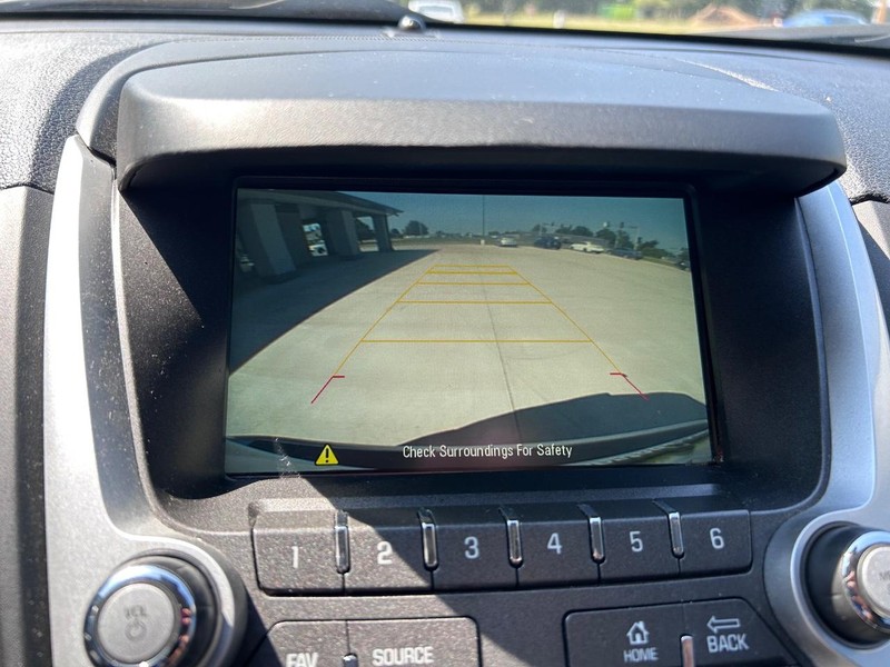 GMC Terrain Vehicle Full-screen Gallery Image 19