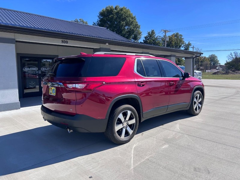 Chevrolet Traverse Vehicle Full-screen Gallery Image 3