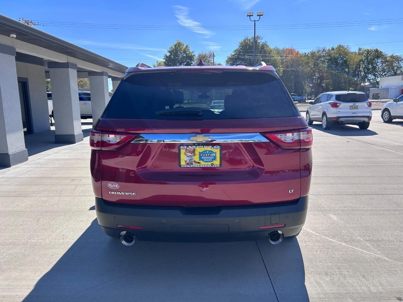 Chevrolet Traverse Vehicle Full-screen Gallery Image 4