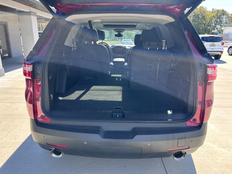 Chevrolet Traverse Vehicle Full-screen Gallery Image 5