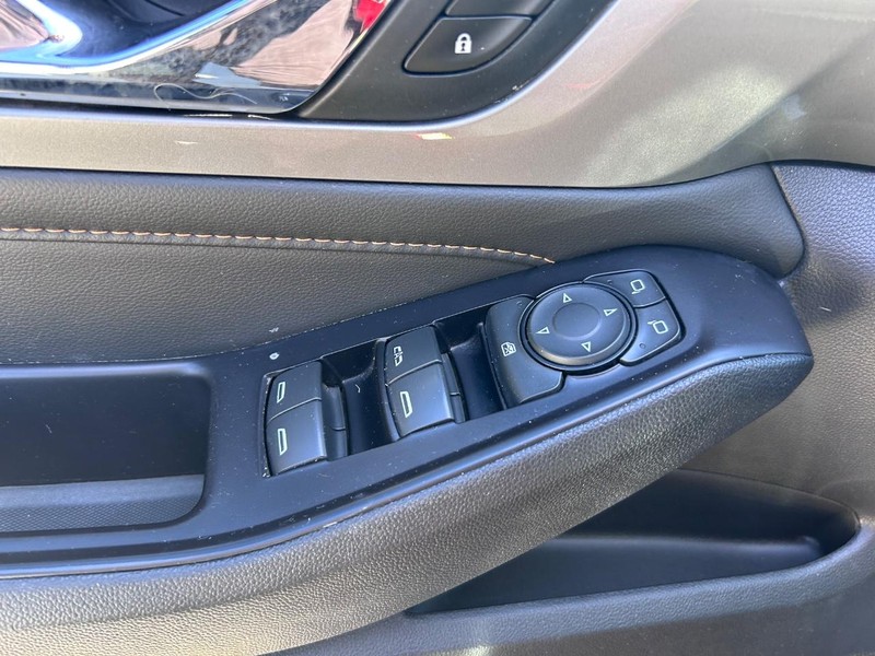 Chevrolet Traverse Vehicle Full-screen Gallery Image 20