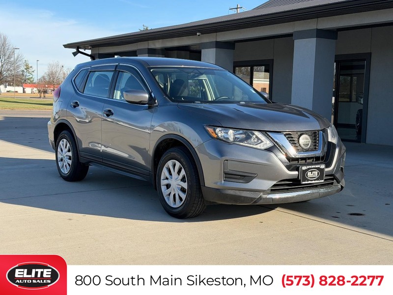 2018 Nissan Rogue S's photo