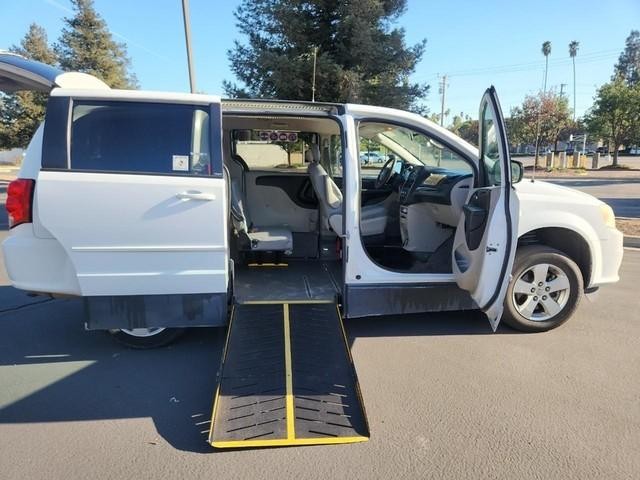 Dodge Grand Caravan SE - Pomona CA