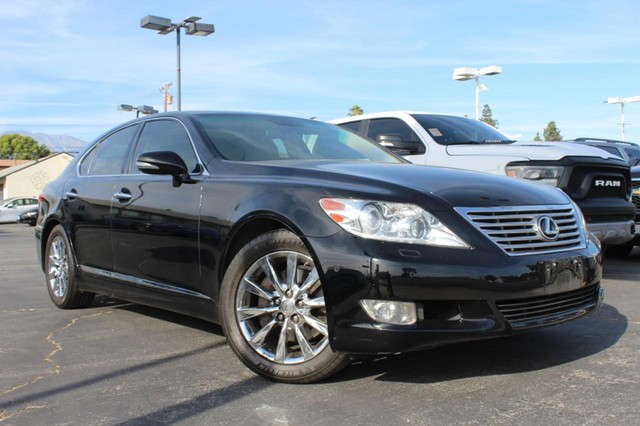 2012 Lexus LS Base