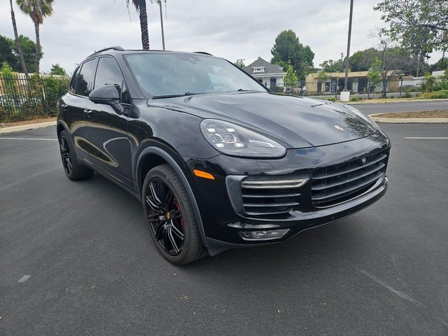 Porsche Cayenne Turbo - Pomona CA