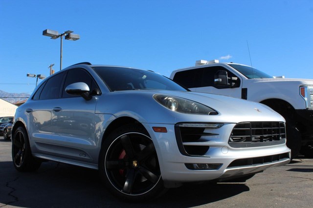 2017 Porsche Macan